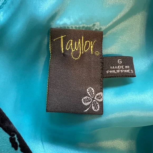 TAYLOR FLORAL DRESS Size 6 - Picture 8 of 9